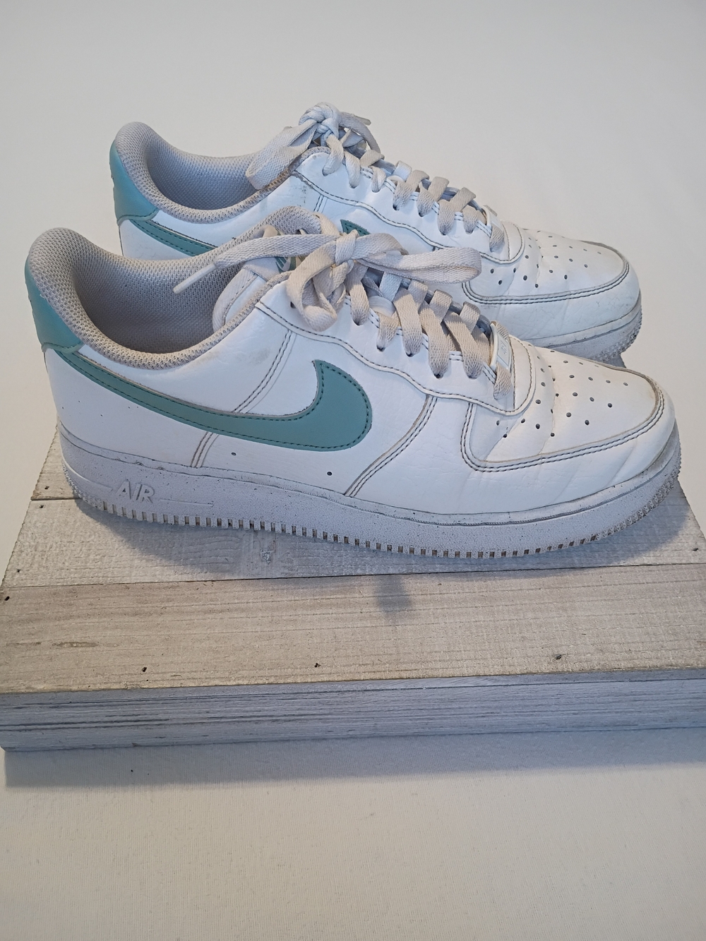 Nike Air Force 1 Low White Jade Ice Teal DD8959-113 Women's Size 9.5 As Is